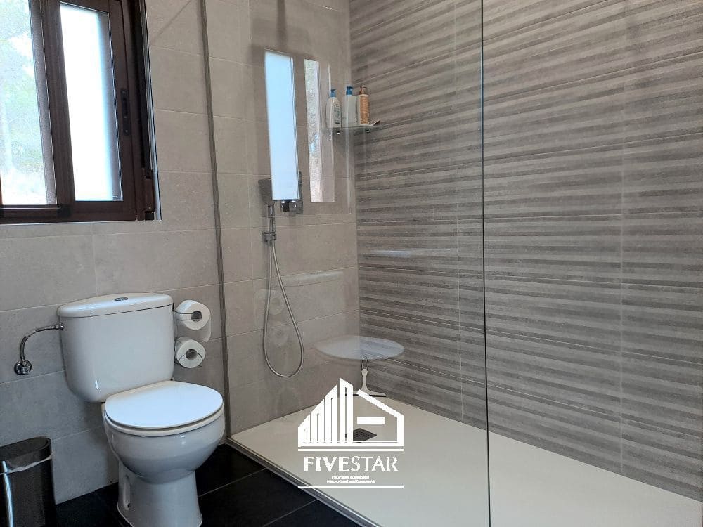 3 soverom Villa til salgs i Montserrat - € 375 000 (Ref: 7466912)