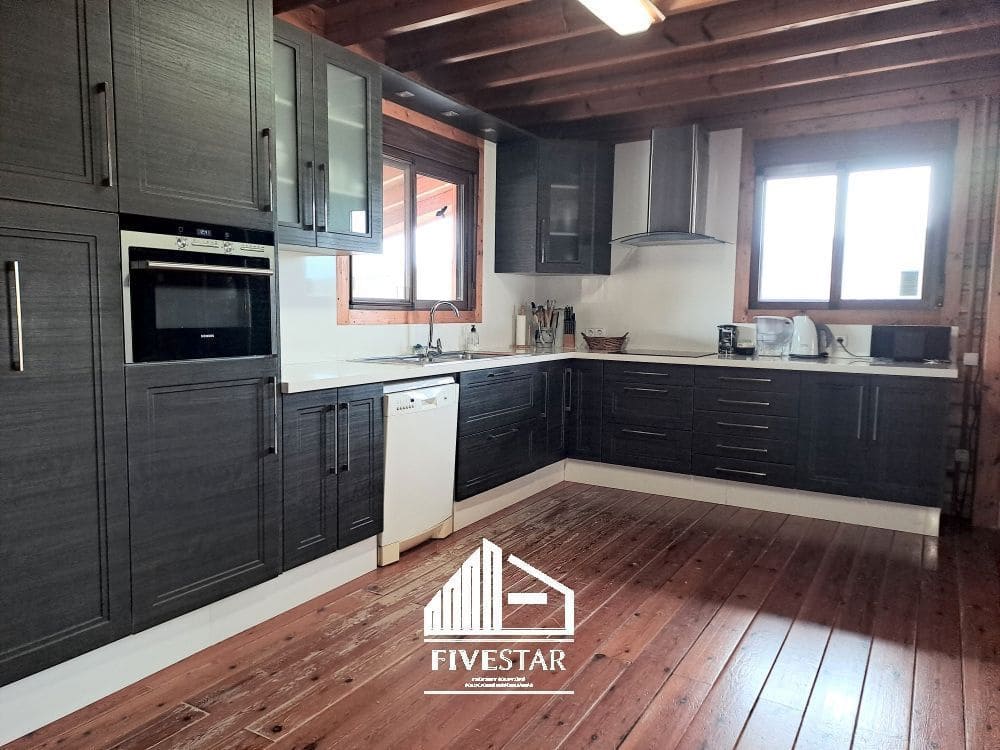 3 soverom Villa til salgs i Montserrat - € 375 000 (Ref: 7466912)