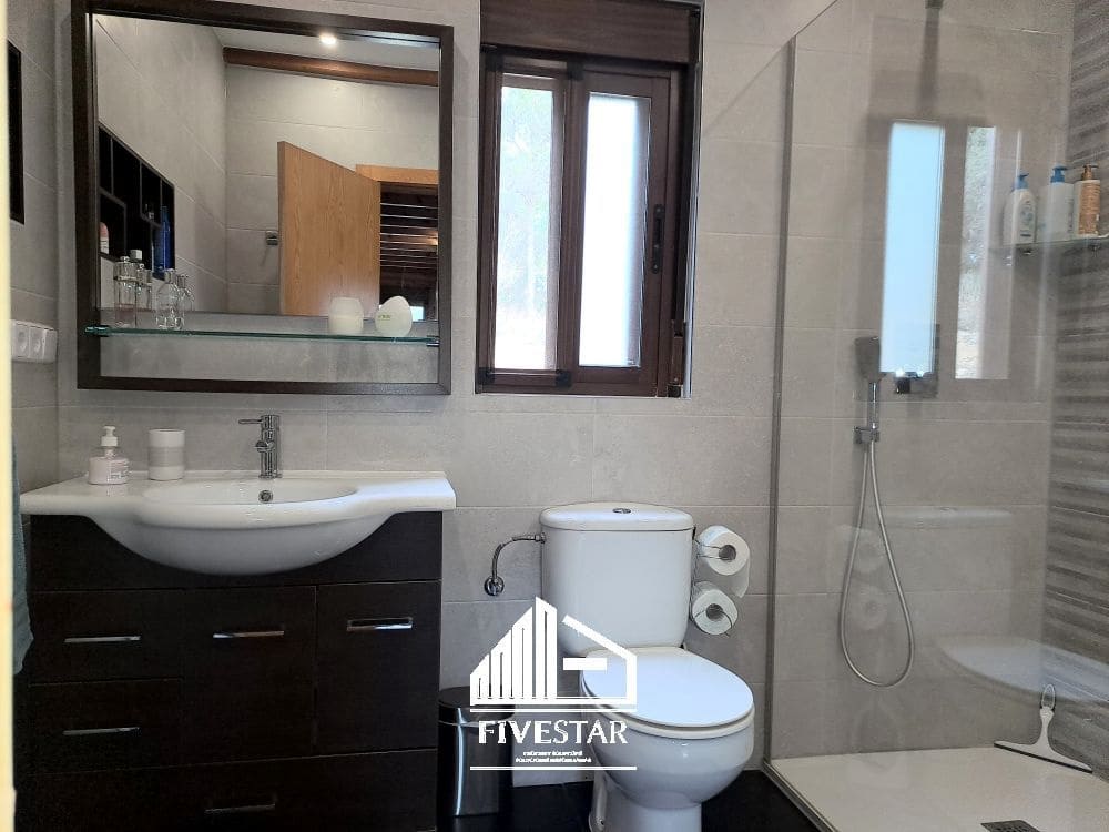 3 makuuhuone Huvila myytävänä paikassa Montserrat - 375 000 € (Ref: 7466912)