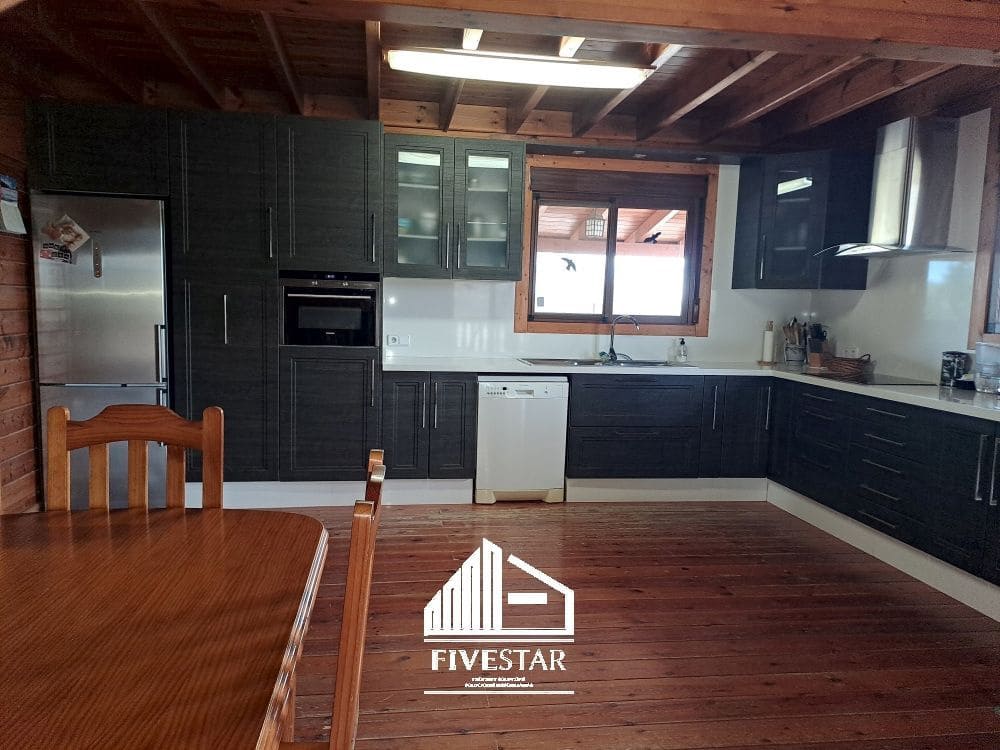 3 makuuhuone Huvila myytävänä paikassa Montserrat - 375 000 € (Ref: 7466912)