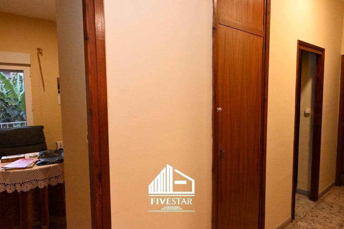 3 soveværelse Semi-Rækkehus til salg i Castello de la Ribera - € 180.000 (Ref: 8198017)