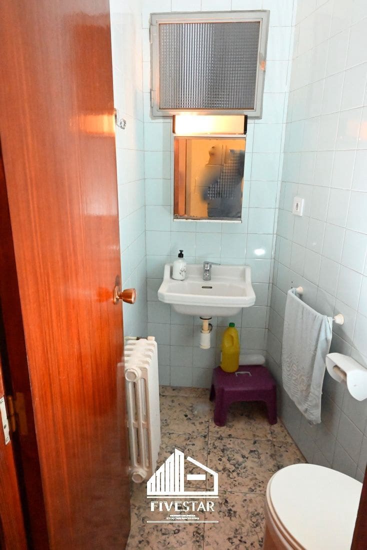 3 soveværelse Semi-Rækkehus til salg i Castello de la Ribera - € 180.000 (Ref: 8198017)