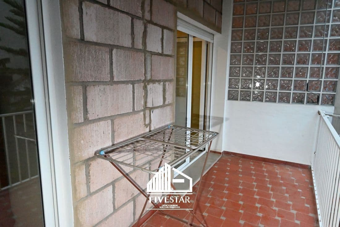 3 soveværelse Semi-Rækkehus til salg i Castello de la Ribera - € 180.000 (Ref: 8198017)