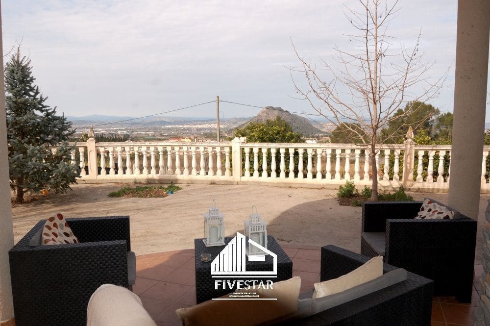 6 soveværelse Villa til salg i Genoves med swimmingpool garage - € 385.000 (Ref: 8253126)