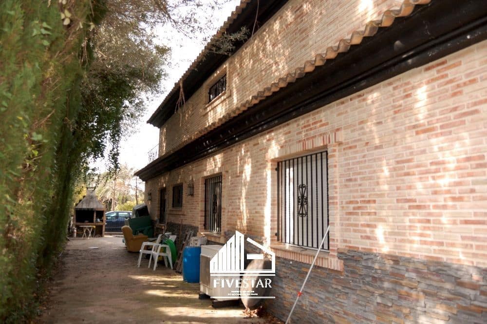 6 soveværelse Villa til salg i Genoves med swimmingpool garage - € 385.000 (Ref: 8253126)