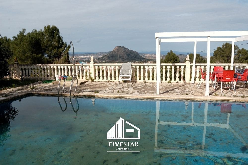 6 soveværelse Villa til salg i Genoves med swimmingpool garage - € 385.000 (Ref: 8253126)