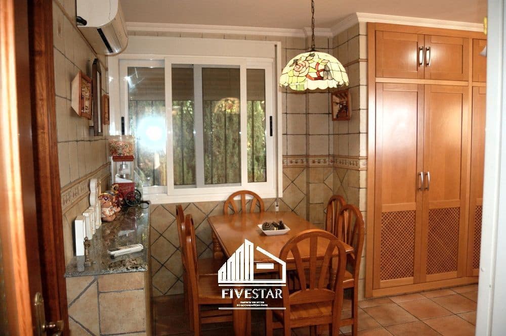 6 soveværelse Villa til salg i Genoves med swimmingpool garage - € 385.000 (Ref: 8253126)