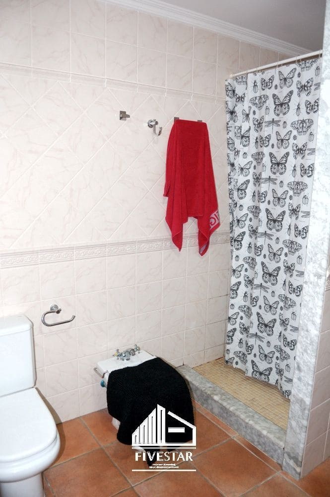 6 soveværelse Villa til salg i Genoves med swimmingpool garage - € 385.000 (Ref: 8253126)