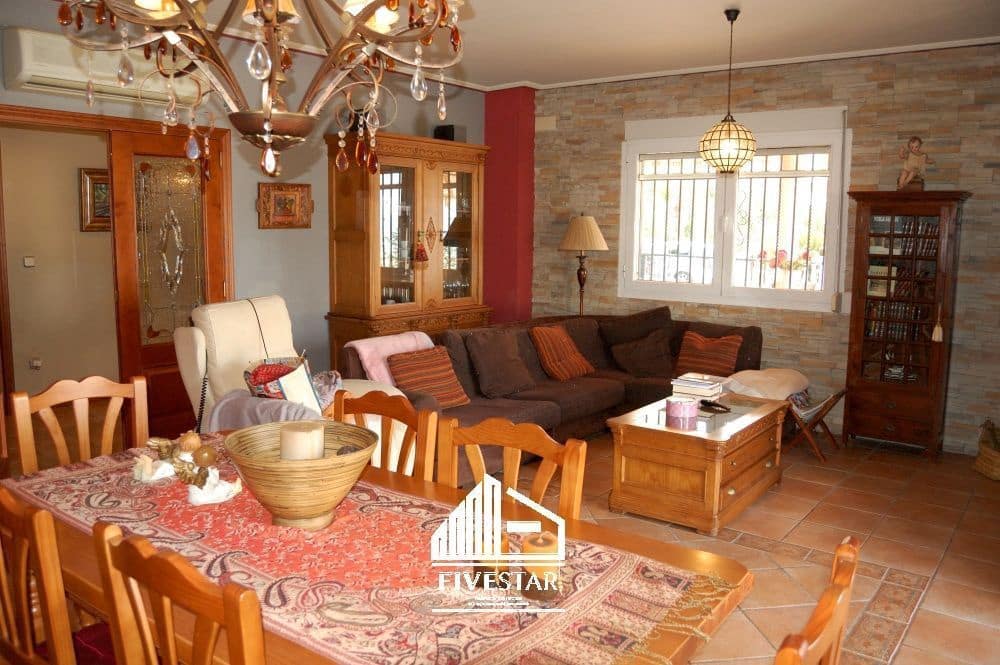 6 soveværelse Villa til salg i Genoves med swimmingpool garage - € 385.000 (Ref: 8253126)