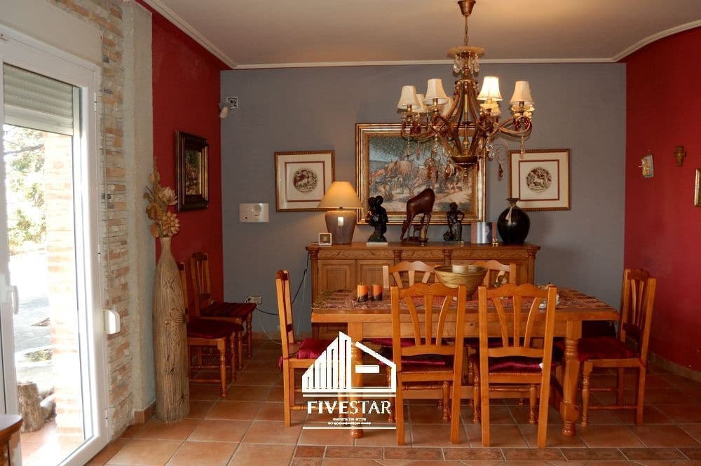 6 soveværelse Villa til salg i Genoves med swimmingpool garage - € 385.000 (Ref: 8253126)