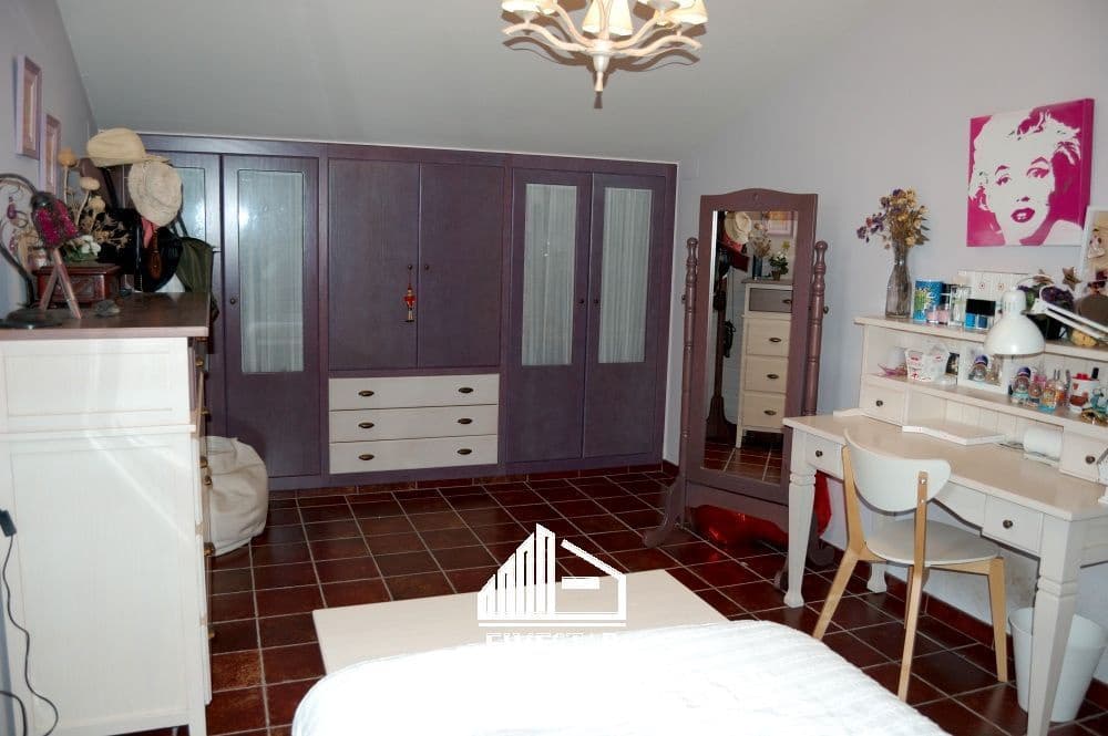 6 soveværelse Villa til salg i Genoves med swimmingpool garage - € 385.000 (Ref: 8253126)