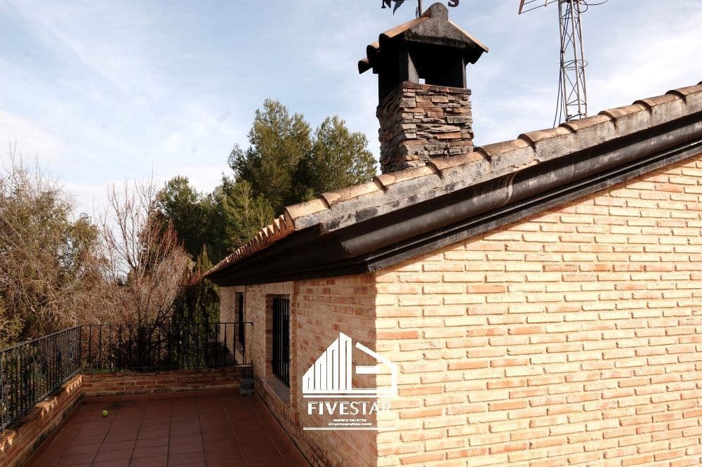 6 soveværelse Villa til salg i Genoves med swimmingpool garage - € 385.000 (Ref: 8253126)