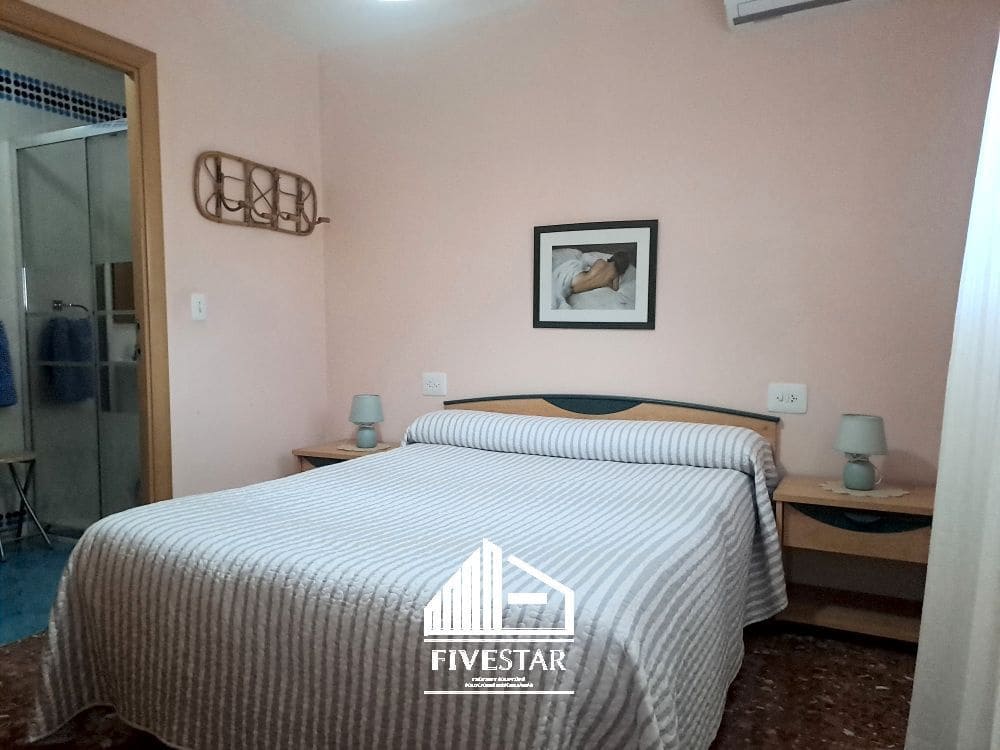 4 soveværelse Villa til salg i Turis med swimmingpool garage - € 315.000 (Ref: 8307841)