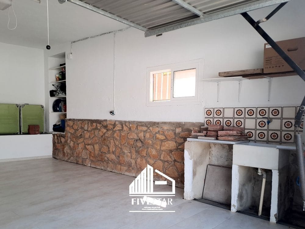 4 soveværelse Villa til salg i Turis med swimmingpool garage - € 315.000 (Ref: 8307841)