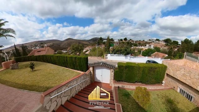 4 sypialnia Willa na sprzedaż w Turís z basenem garażem - 315 000 € (Ref: 8307841)