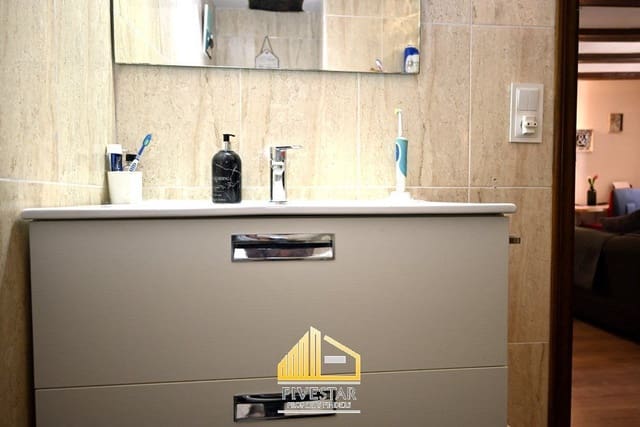 2 soveværelse Lejlighed til salg i El Pilar, Valencia by - € 340.000 (Ref: 8556589)