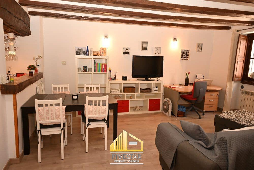 2 soveværelse Lejlighed til salg i Valencia by - € 340.000 (Ref: 8556589)