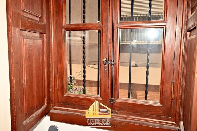 2 soveværelse Lejlighed til salg i El Pilar, Valencia by - € 340.000 (Ref: 8556589)