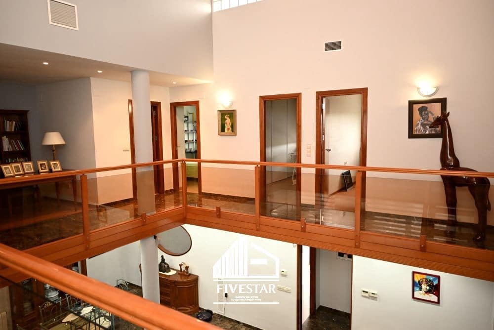 4 soveværelse Villa til salg i Villanueva de Castellon med garage - € 299.000 (Ref: 8658253)