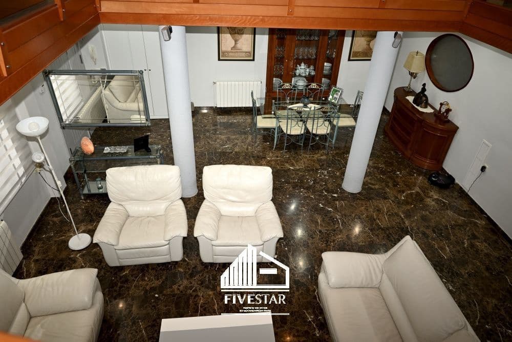 4 soveværelse Villa til salg i Villanueva de Castellon med garage - € 299.000 (Ref: 8658253)