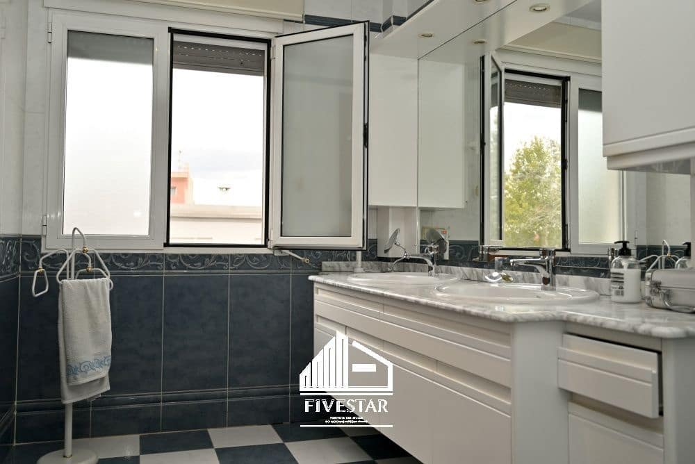 4 soveværelse Villa til salg i Villanueva de Castellon med garage - € 299.000 (Ref: 8658253)