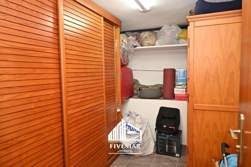 4 soveværelse Villa til salg i Villanueva de Castellon med garage - € 299.000 (Ref: 8658253)