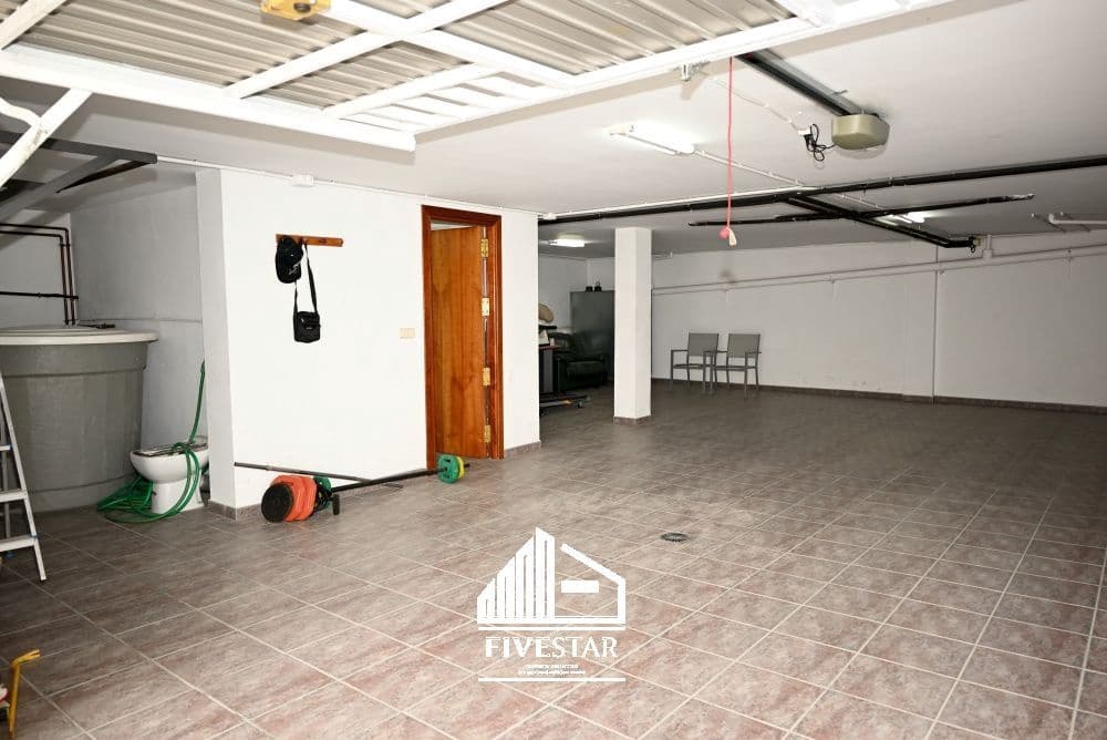 4 soveværelse Villa til salg i Villanueva de Castellon med garage - € 299.000 (Ref: 8658253)