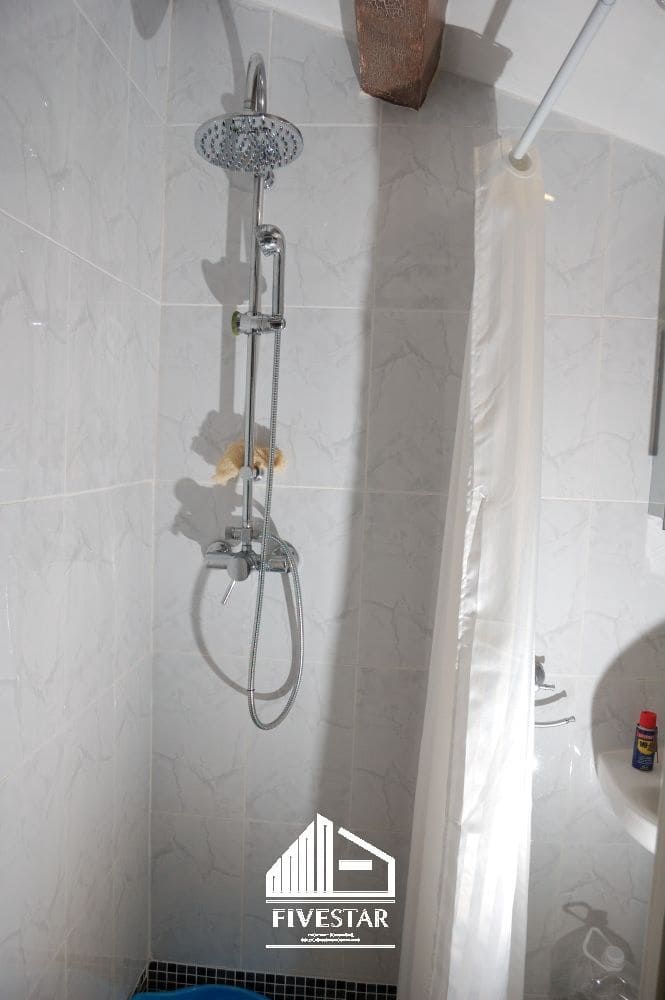 4 makuuhuone Huvila myytävänä paikassa Turis mukana uima-altaan 
autotalli - 260 000 € (Ref: 9041969)