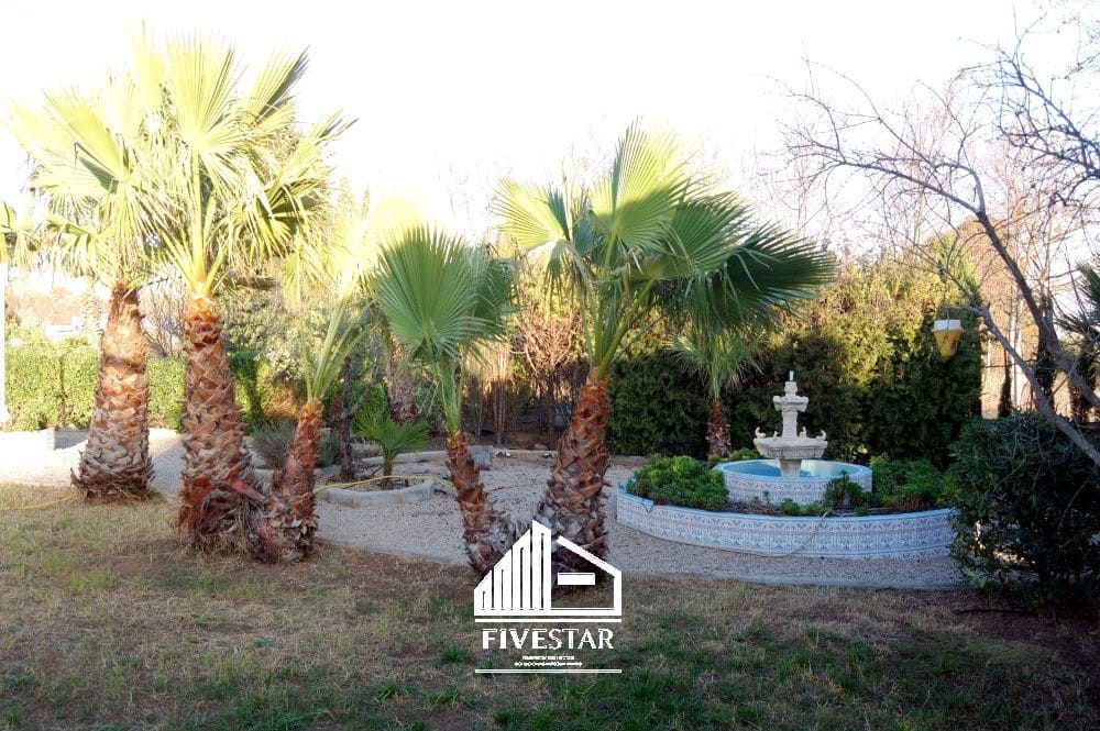 4 makuuhuone Huvila myytävänä paikassa Turis mukana uima-altaan 
autotalli - 260 000 € (Ref: 9041969)