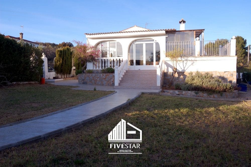 4 makuuhuone Huvila myytävänä paikassa Turis mukana uima-altaan 
autotalli - 260 000 € (Ref: 9041969)