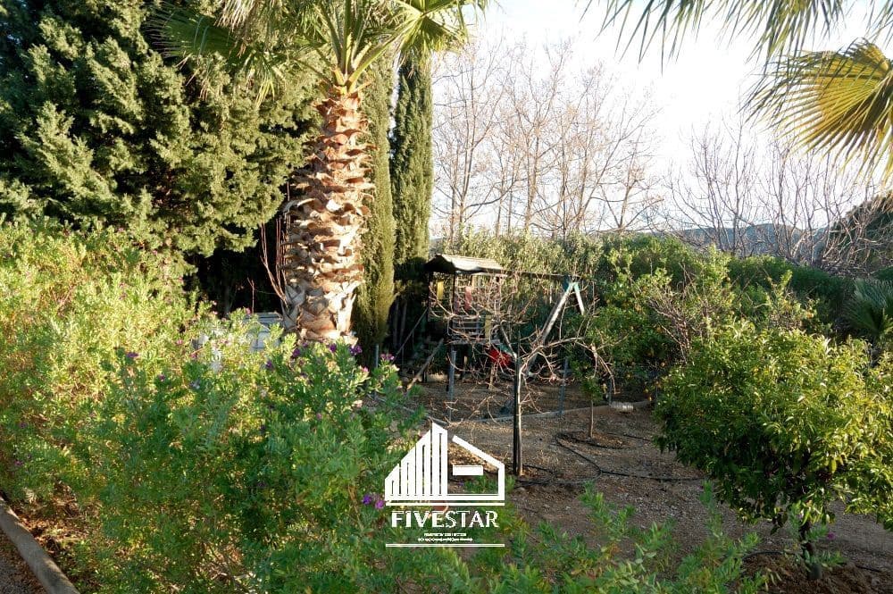 4 makuuhuone Huvila myytävänä paikassa Turis mukana uima-altaan 
autotalli - 260 000 € (Ref: 9041969)