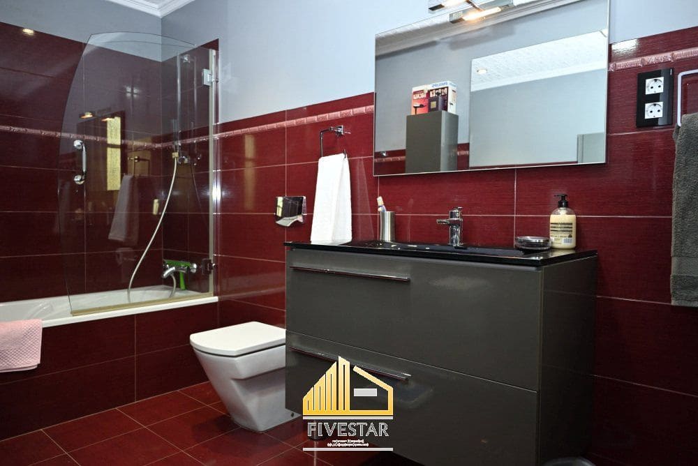 6 soveværelse Villa til salg i Montserrat med swimmingpool garage - € 480.000 (Ref: 9217002)