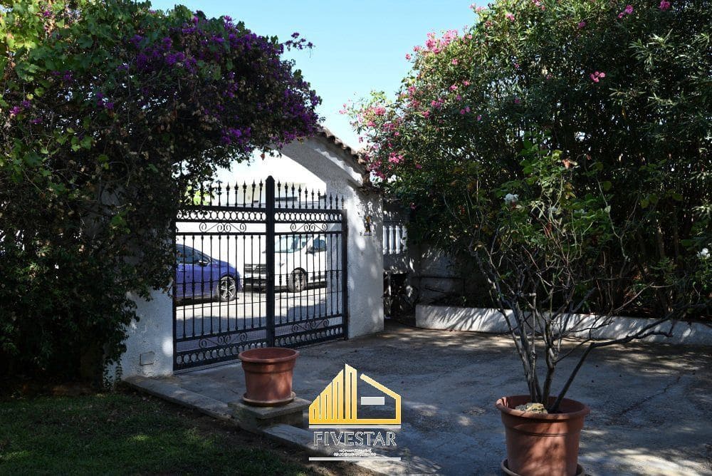 6 soveværelse Villa til salg i Montserrat med swimmingpool garage - € 480.000 (Ref: 9217002)