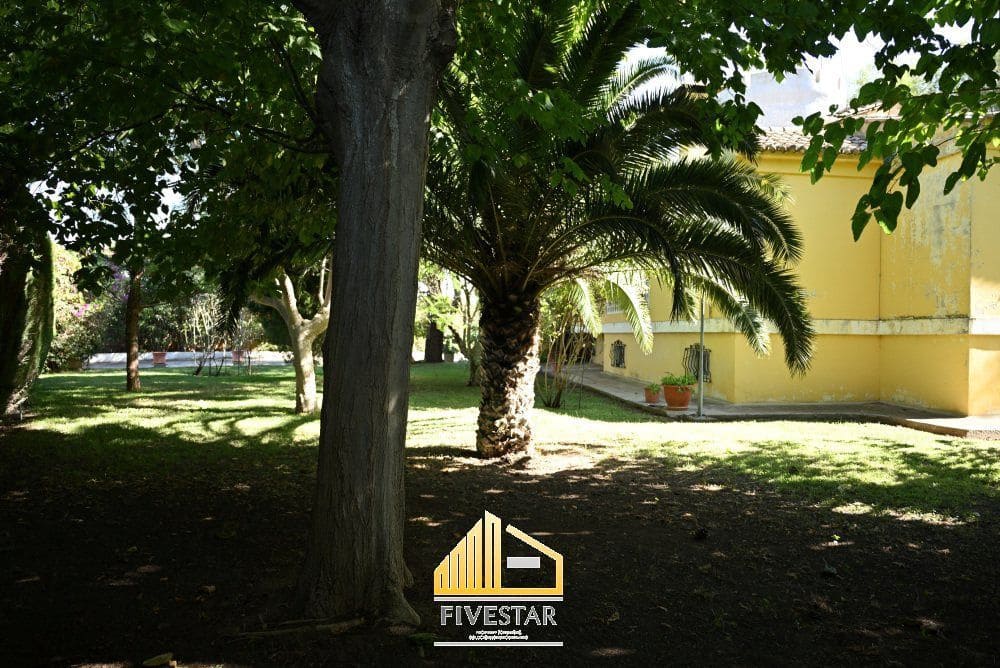 6 soveværelse Villa til salg i Montserrat med swimmingpool garage - € 480.000 (Ref: 9217002)