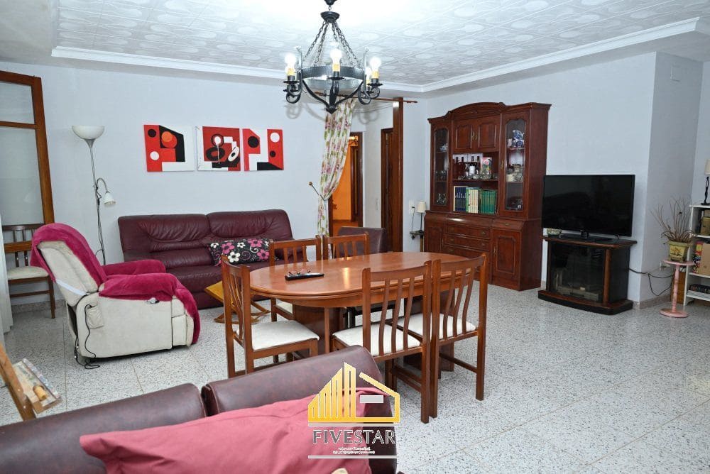 6 soveværelse Villa til salg i Montserrat med swimmingpool garage - € 480.000 (Ref: 9217002)