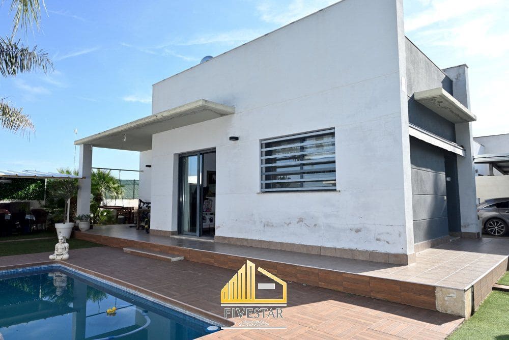 3 soveværelse Villa til salg i Montserrat - € 349.000 (Ref: 9317169)