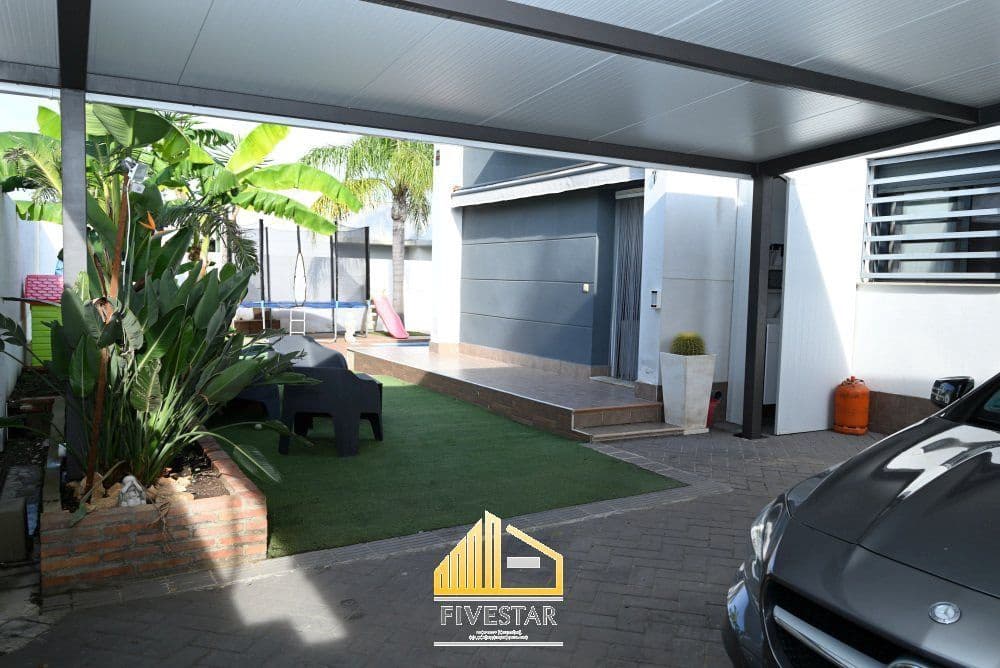 3 soveværelse Villa til salg i Montserrat - € 349.000 (Ref: 9317169)