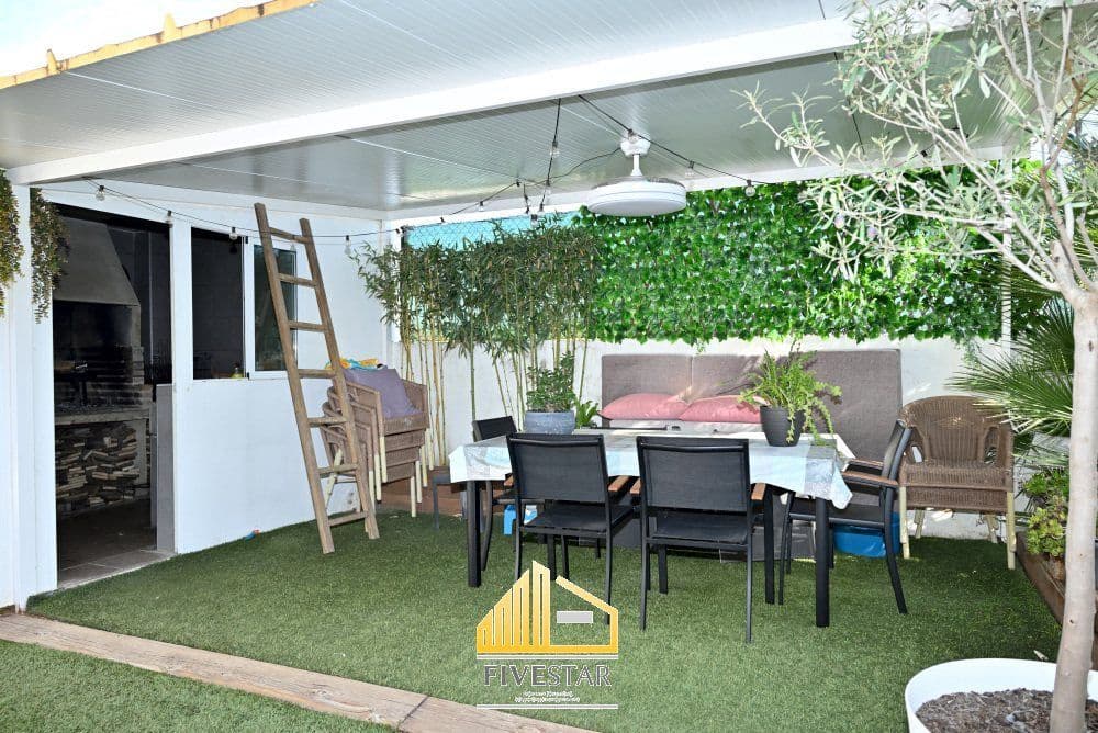 3 soveværelse Villa til salg i Montserrat - € 349.000 (Ref: 9317169)