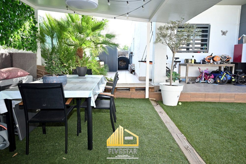 3 soveværelse Villa til salg i Montserrat - € 349.000 (Ref: 9317169)