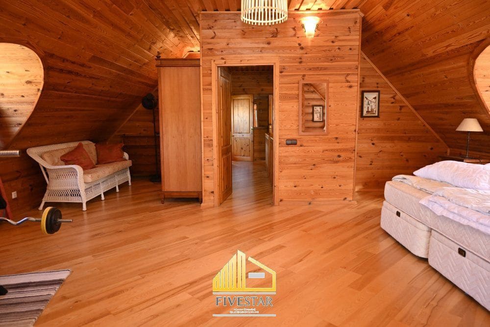 3 soveværelse Villa til salg i Montroy med swimmingpool - € 270.000 (Ref: 9410512)