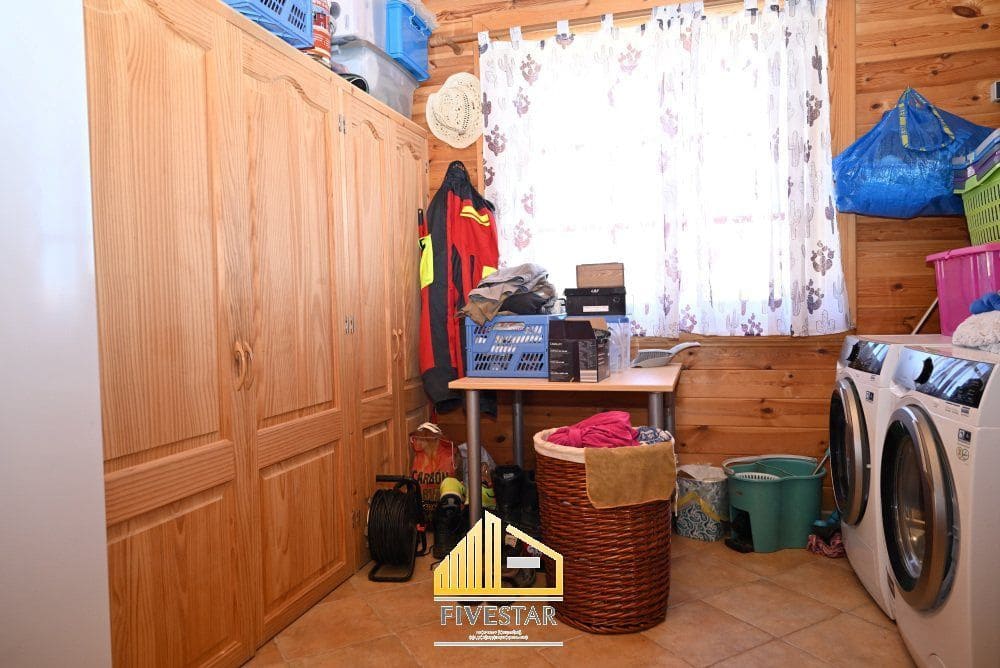 3 soveværelse Villa til salg i Montroy med swimmingpool - € 270.000 (Ref: 9410512)