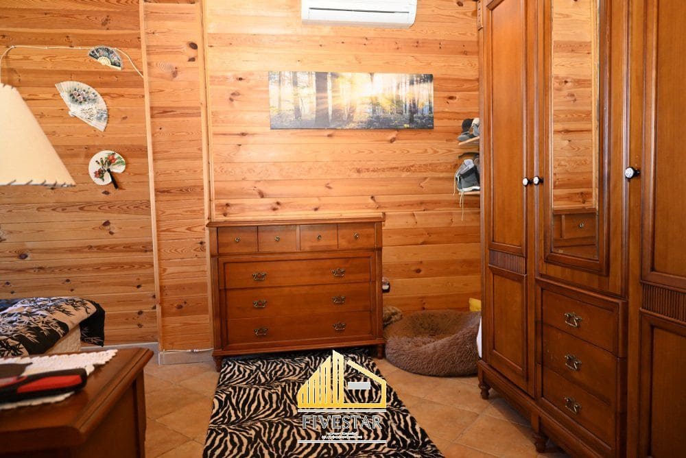 3 soveværelse Villa til salg i Montroy med swimmingpool - € 270.000 (Ref: 9410512)