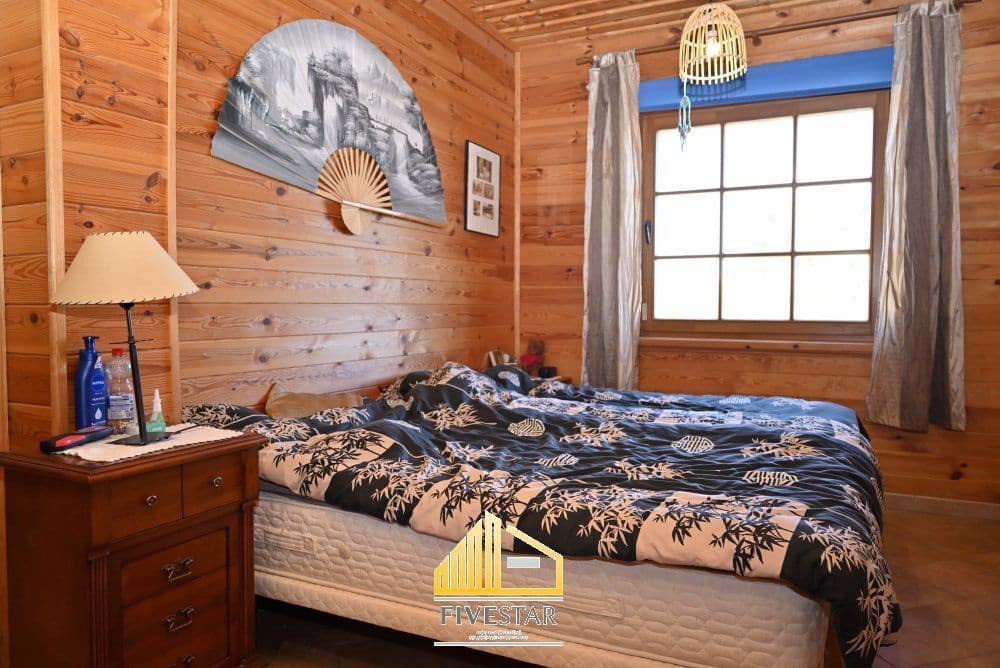 3 soveværelse Villa til salg i Montroy med swimmingpool - € 270.000 (Ref: 9410512)