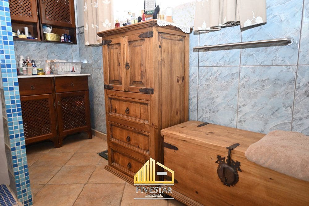 3 soveværelse Villa til salg i Montroy med swimmingpool - € 270.000 (Ref: 9410512)