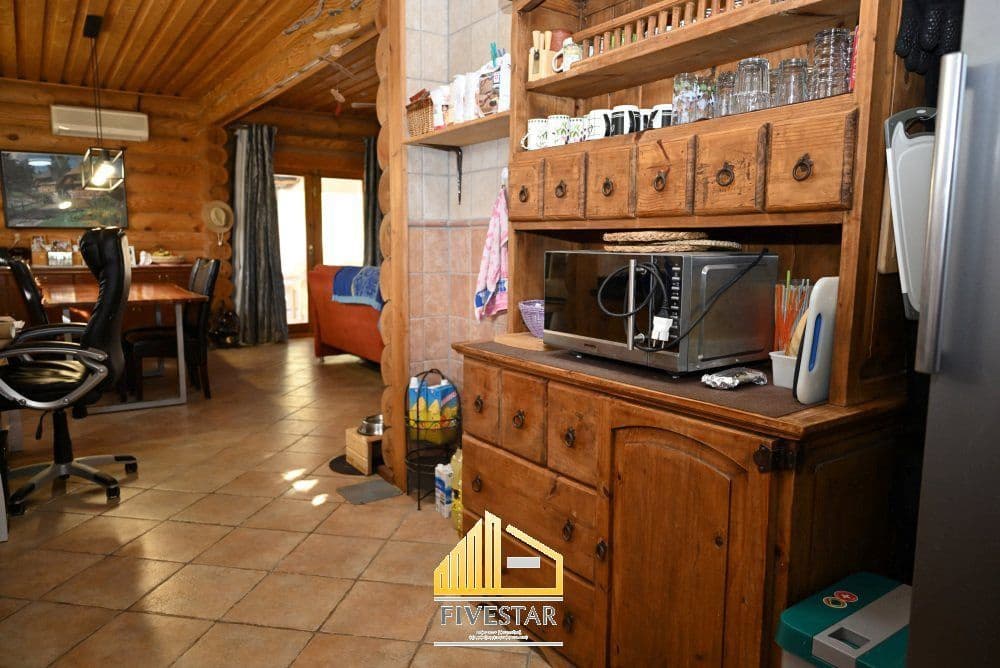 3 soveværelse Villa til salg i Montroy med swimmingpool - € 270.000 (Ref: 9410512)