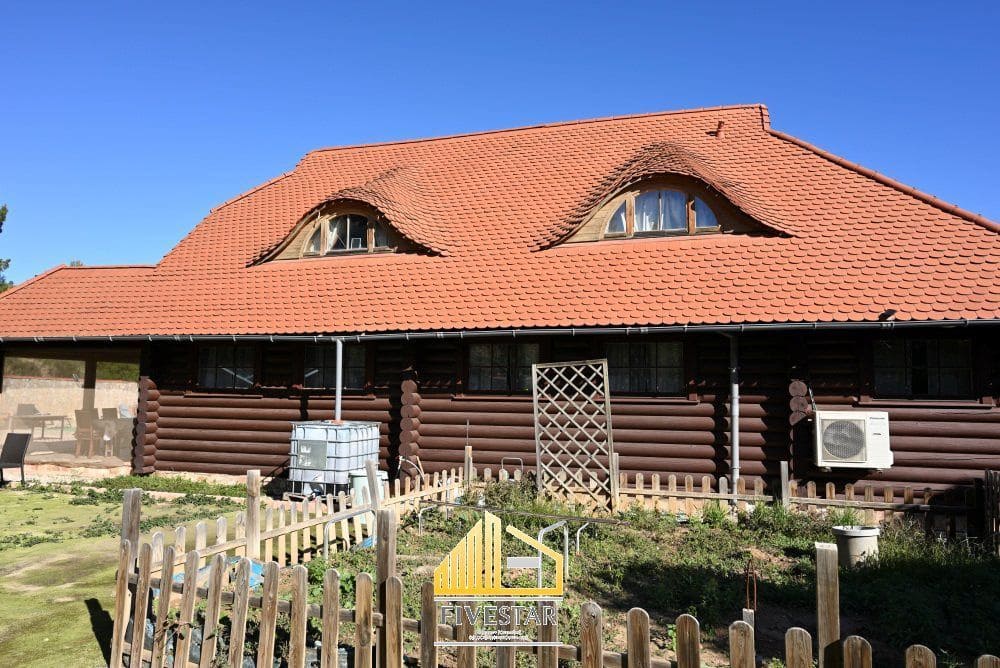 3 soveværelse Villa til salg i Montroy med swimmingpool - € 270.000 (Ref: 9410512)