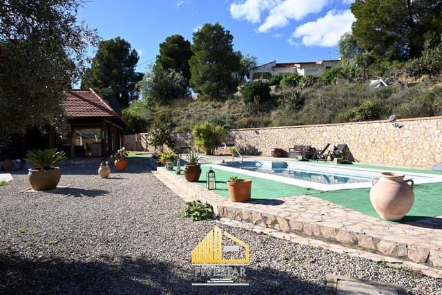 3 bedroom Villa for sale in Montroy with pool - € 270,000 (Ref: 9410512)