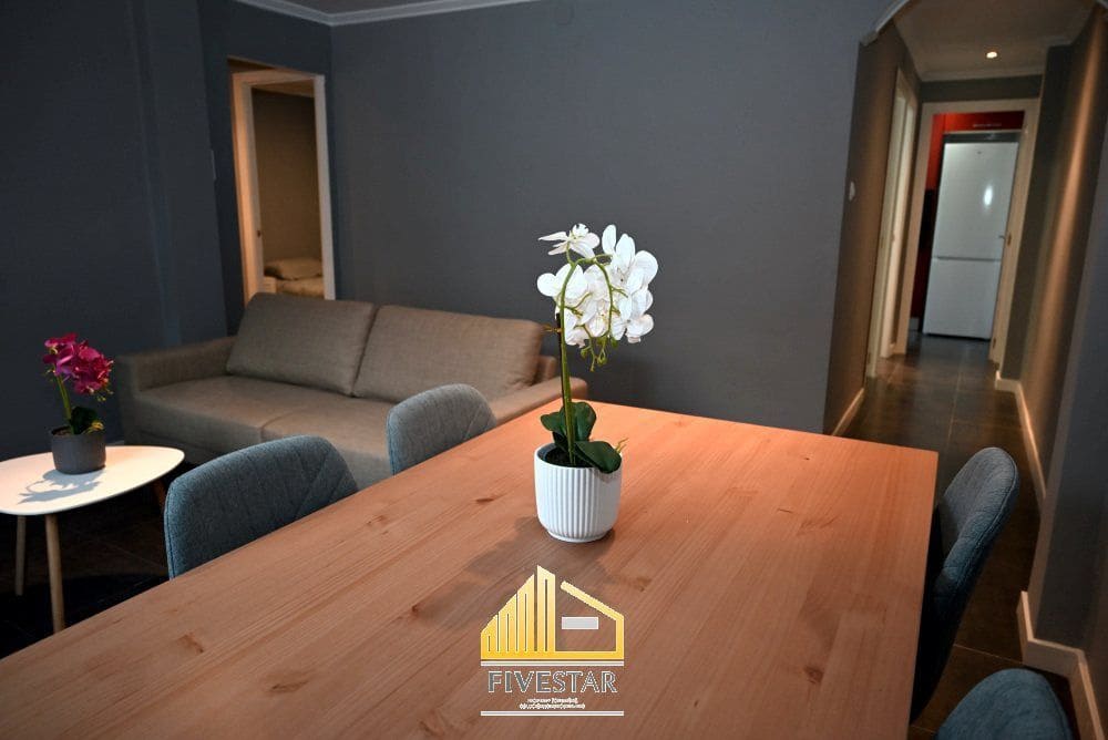 3 Zimmer Apartment zu vermieten in Xativa - 700 € (Ref: 9465147)