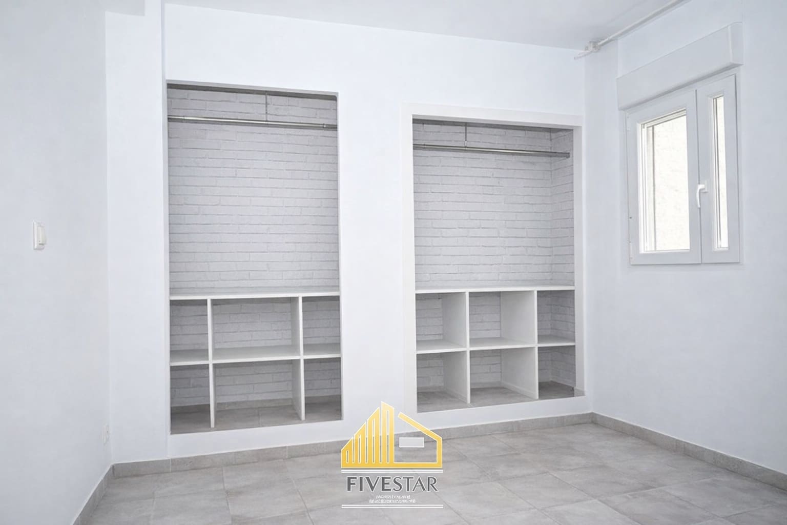 4 soverom Villa til salgs i La Pobla de Vallbona med svømmebasseng garasje - € 415 000 (Ref: 9655620)