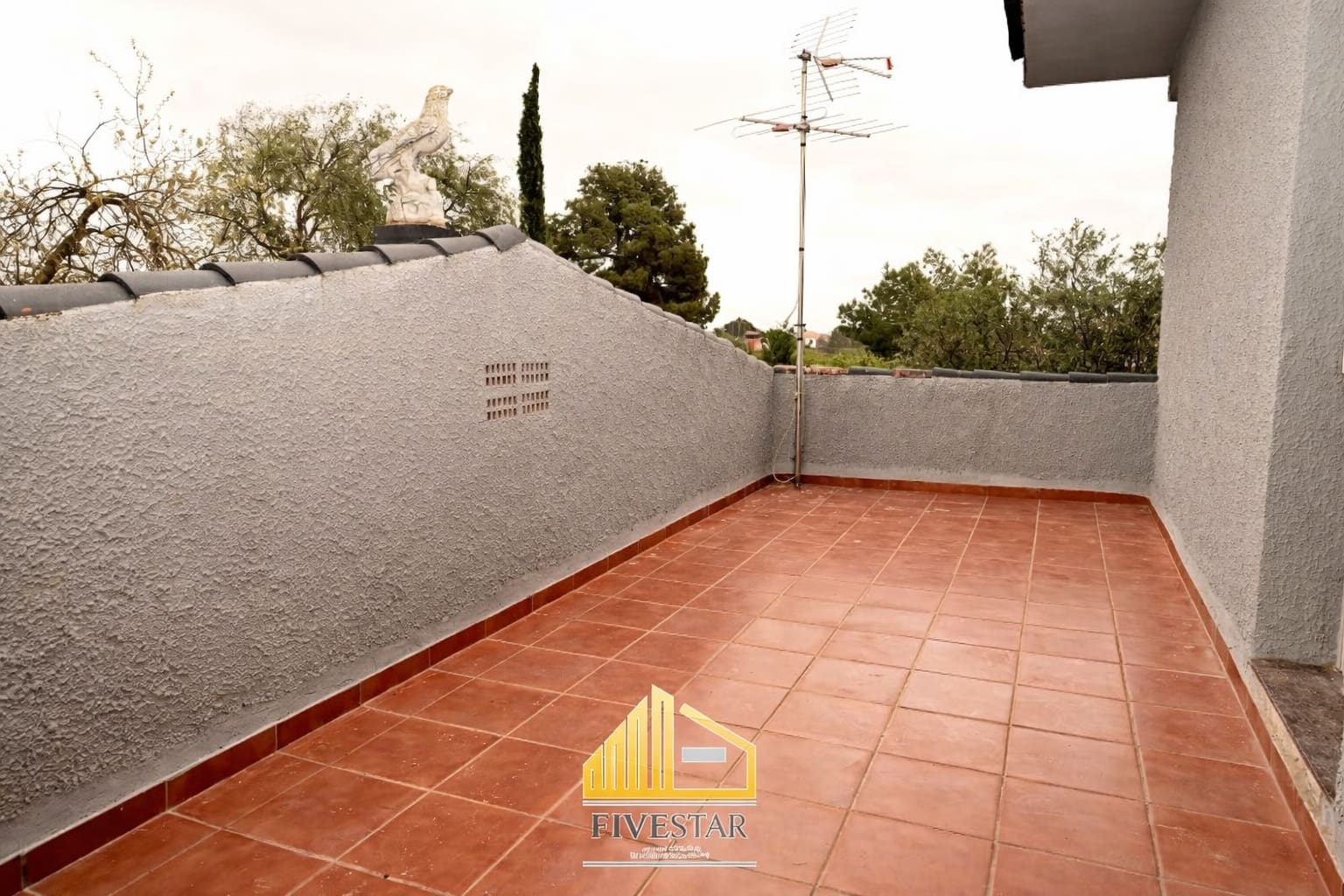 4 soverom Villa til salgs i La Pobla de Vallbona med svømmebasseng garasje - € 415 000 (Ref: 9655620)